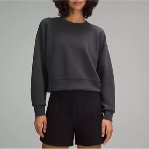 Lululemon Softstreme Perfectly Oversized Cropped Crew size 6 black